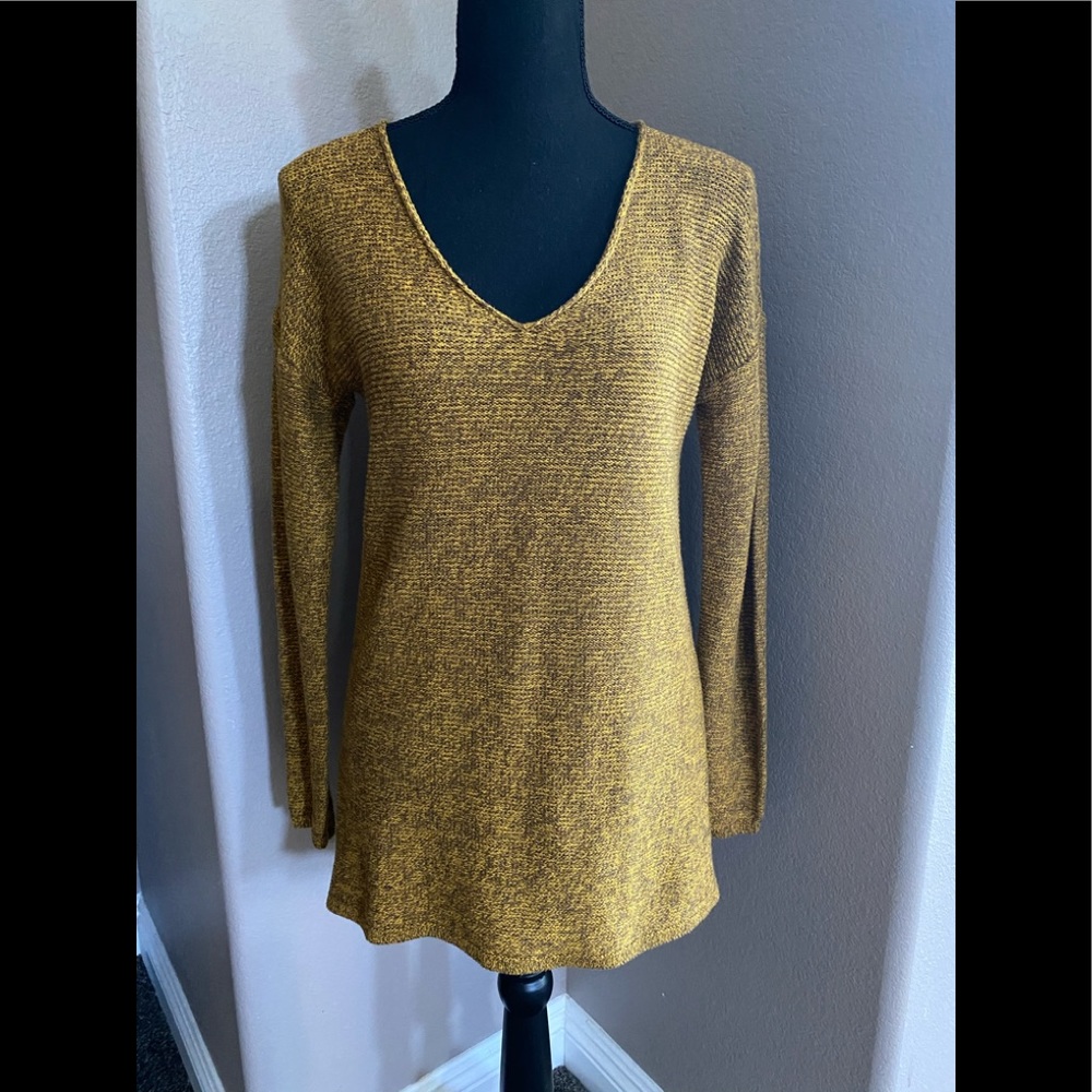 3/$10 NWOT Old Navy Long Sleeve Asymmetrical Tunic